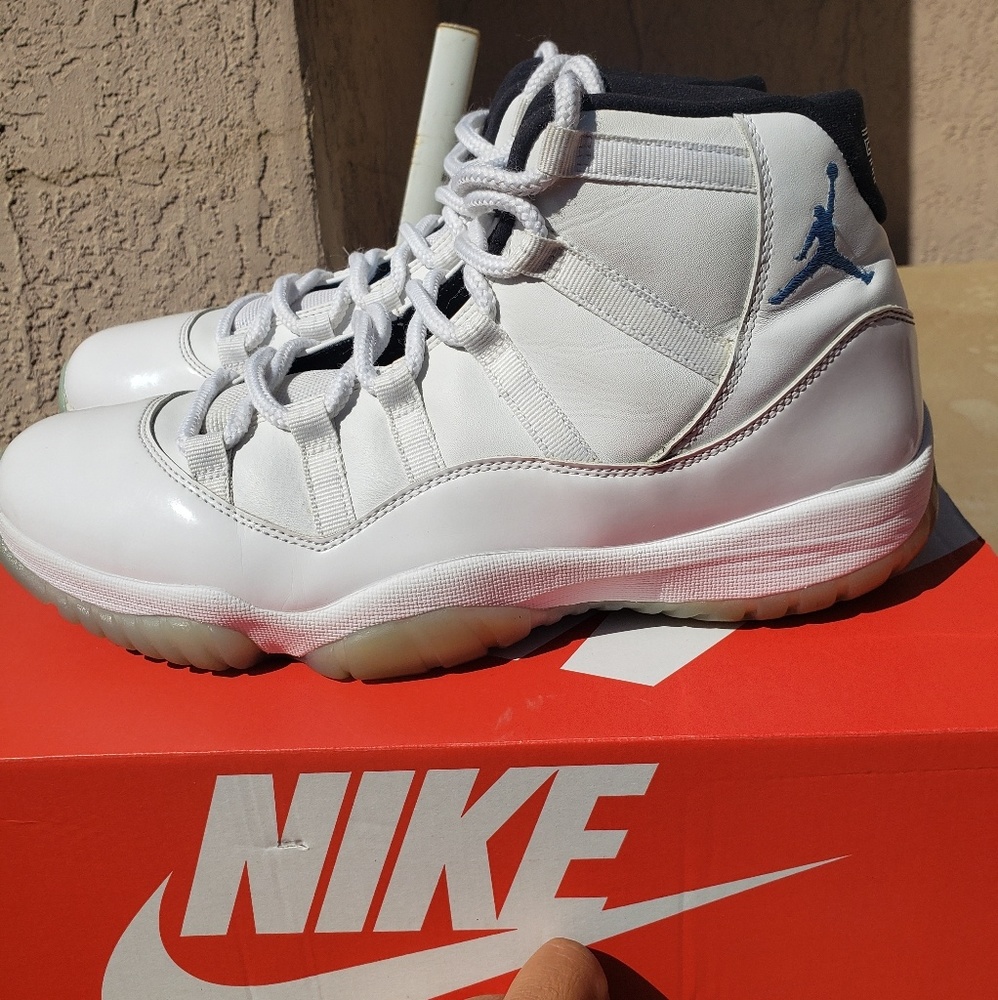 Nike air jordan 11 retro legend blue/carolina